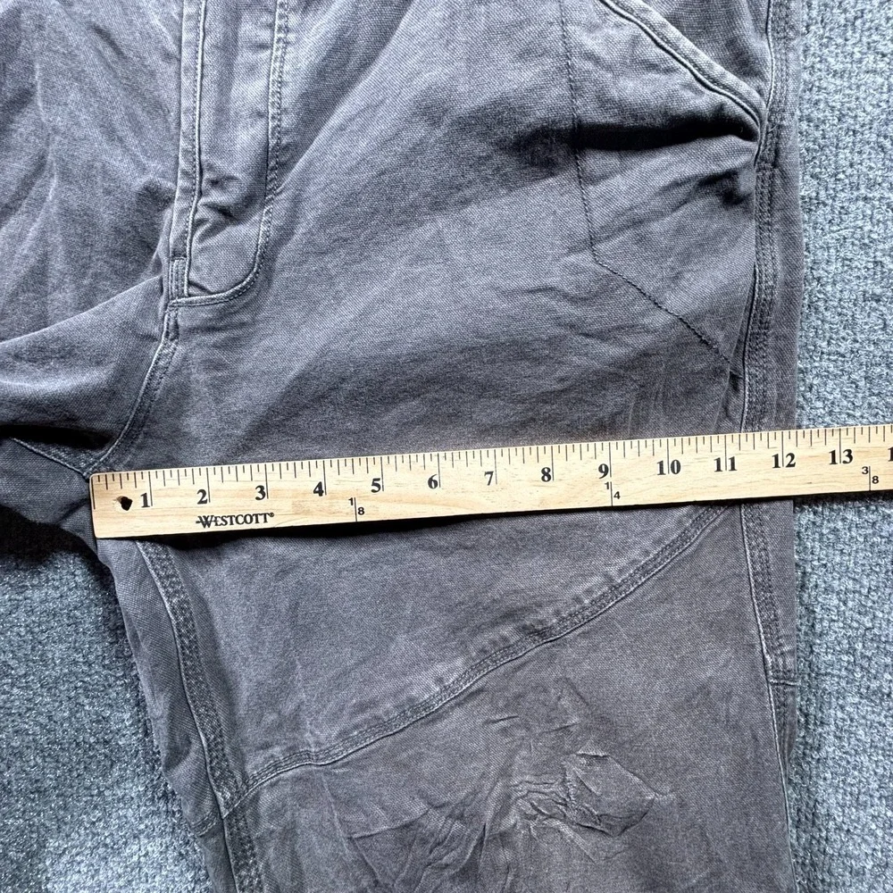 The North Face Khakis Pant Men's 36x31 Gray Canvas Straight Leg Utility Stretch